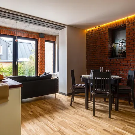 Loftowy Apartament Przy Stawie, Blisko Zoo, Aquaparku I Lasow - Parking Dla 4 Aut Апартаменти Познань