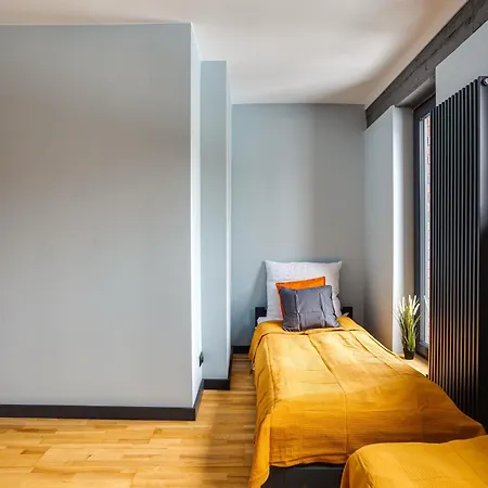 Loftowy Apartament Przy Stawie, Blisko Zoo, Aquaparku I Lasow - Parking Dla 4 Aut