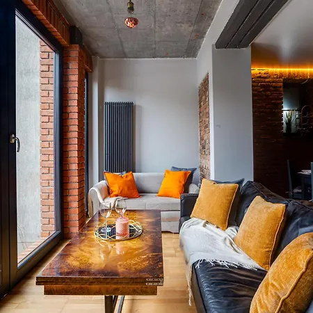 Апартаменти Loftowy Apartament Przy Stawie, Blisko Zoo, Aquaparku I Lasow - Parking Dla 4 Aut Познань