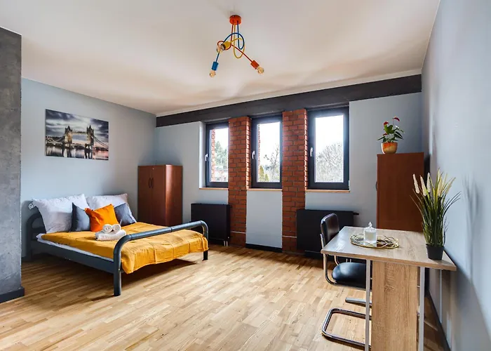 Loftowy Przy Stawie, Blisko Zoo, Aquaparku I Lasow - Parking Dla 4 Aut Апартаменты